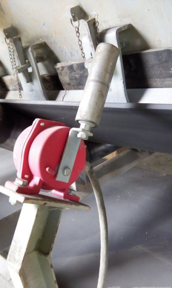 現貨JHLX-12-30兩級跑偏開關_兩級跑偏開關KBW-220p跑偏控制器工廠直供