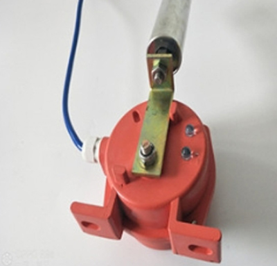 TLP-100-145防爆兩級跑偏開關、TLP-120-130刮板機用兩級跑偏開關廠家